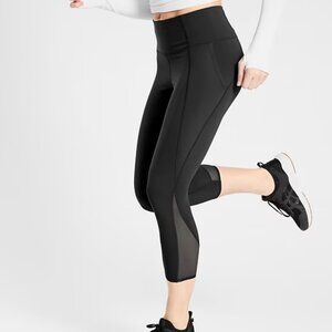 Athleta Lightning Stash Pocket Capri